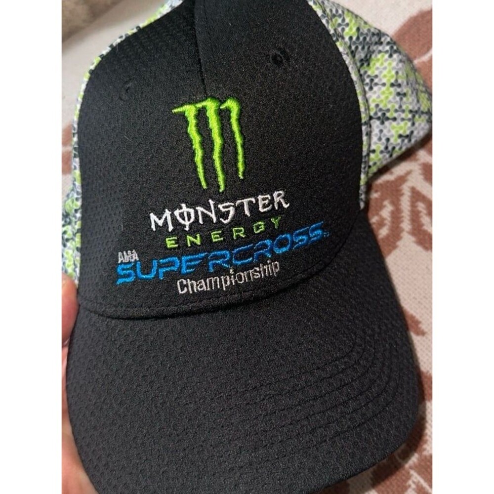 Monster hat - Picture 2 of 4